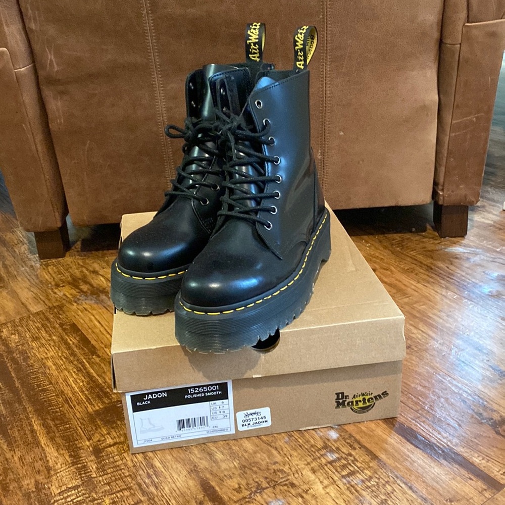 Dr. Martens Jason Platform